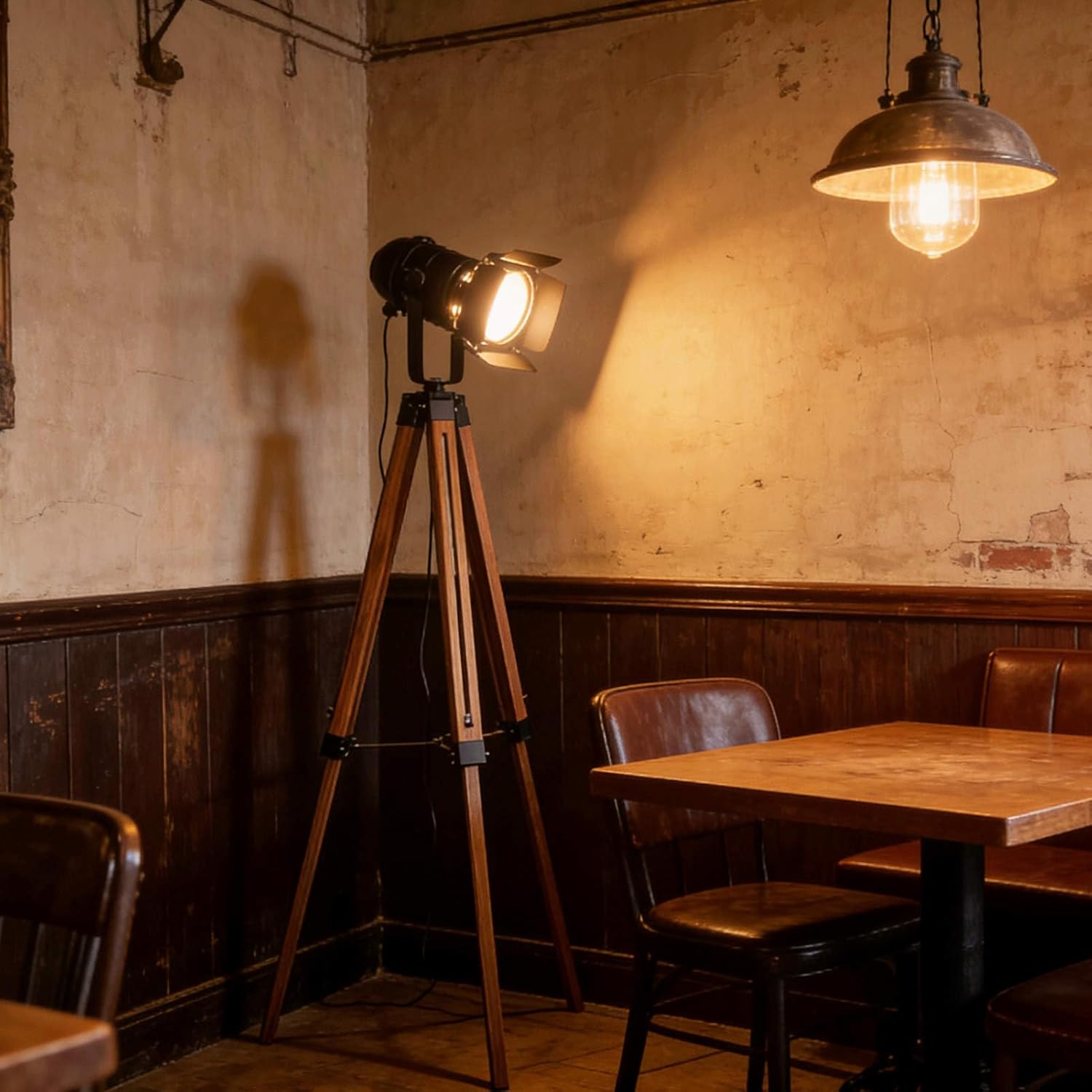 Industrial Tripod Floor Lamp for Living Room Weather Wood Standing Large Lighting Black Adjustable Cinema Metal Lampshade Studio Lights E27 Socket Retro Floor Light for Bedroom Office Reading