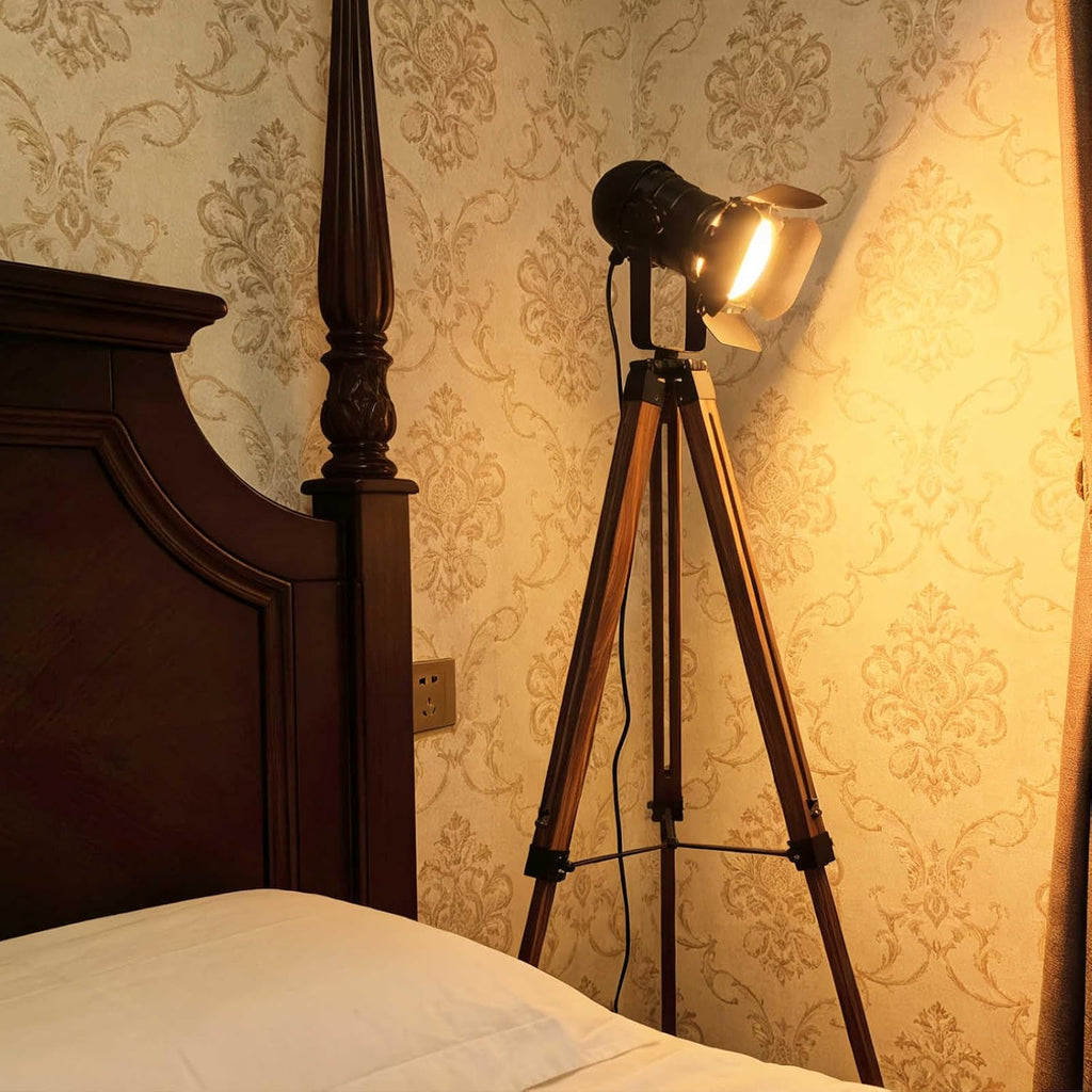 Industrial Tripod Floor Lamp for Living Room Weather Wood Standing Large Lighting Black Adjustable Cinema Metal Lampshade Studio Lights E27 Socket Retro Floor Light for Bedroom Office Reading